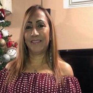 Meet your Posher, Iris